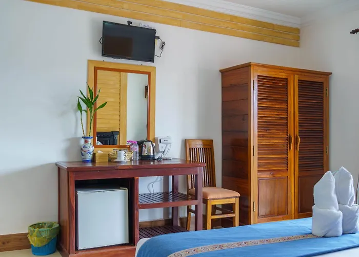Hotel Bou Phanith