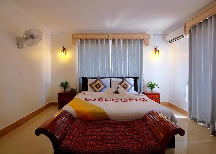 Hotel Bou Phanith 3*