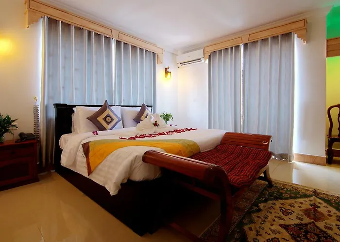 Hotel Bou Phanith